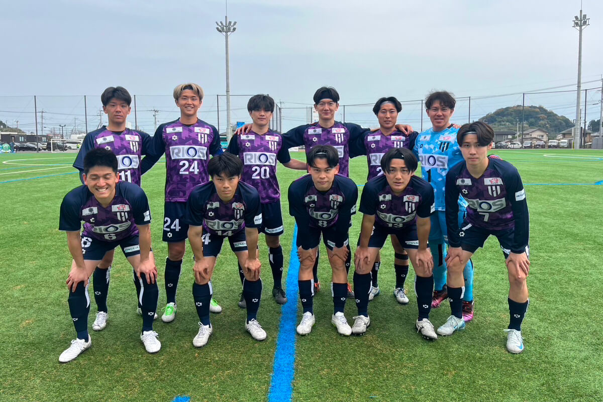 サッカーチーム集合写真